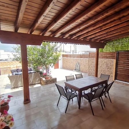 Archangelos Family House Luaran gambar